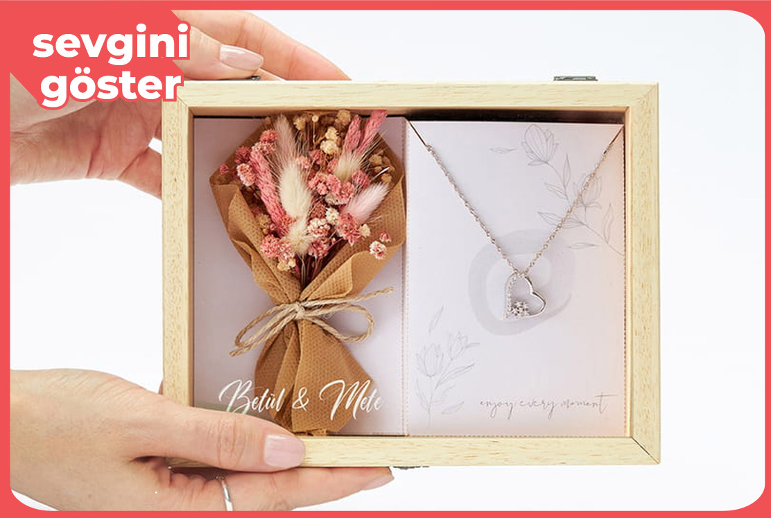 sevgililer günü kadın